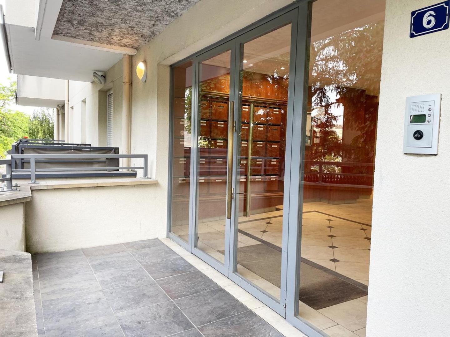 L'Estival - Free Parking Apartment Mainvilliers  Exterior photo
